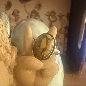 Caribbean Sea Green Turquoise  
Size 9
Sterling Silver